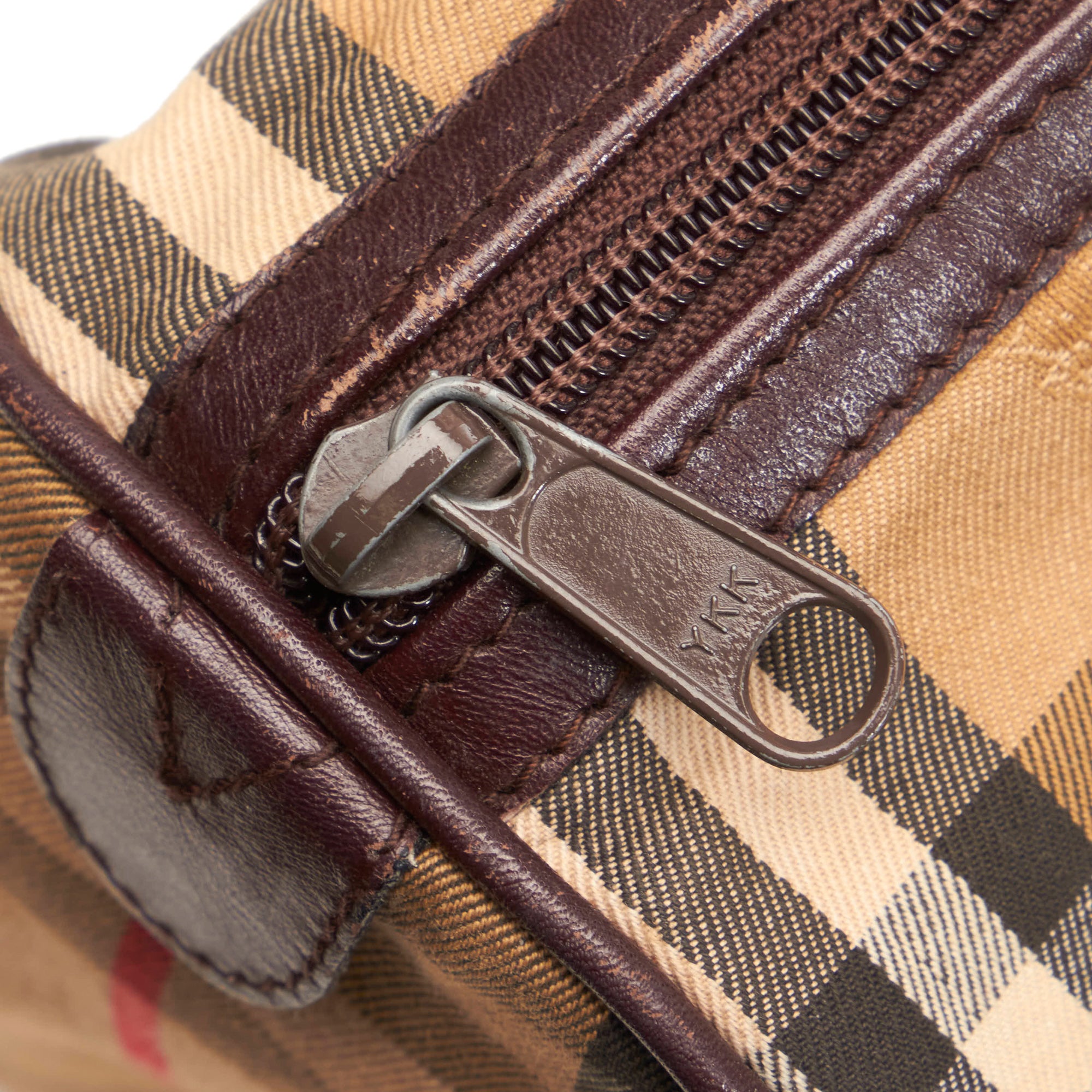 Pre-owned Authenticated Burberry Haymarket Check Canvas Boston Bag